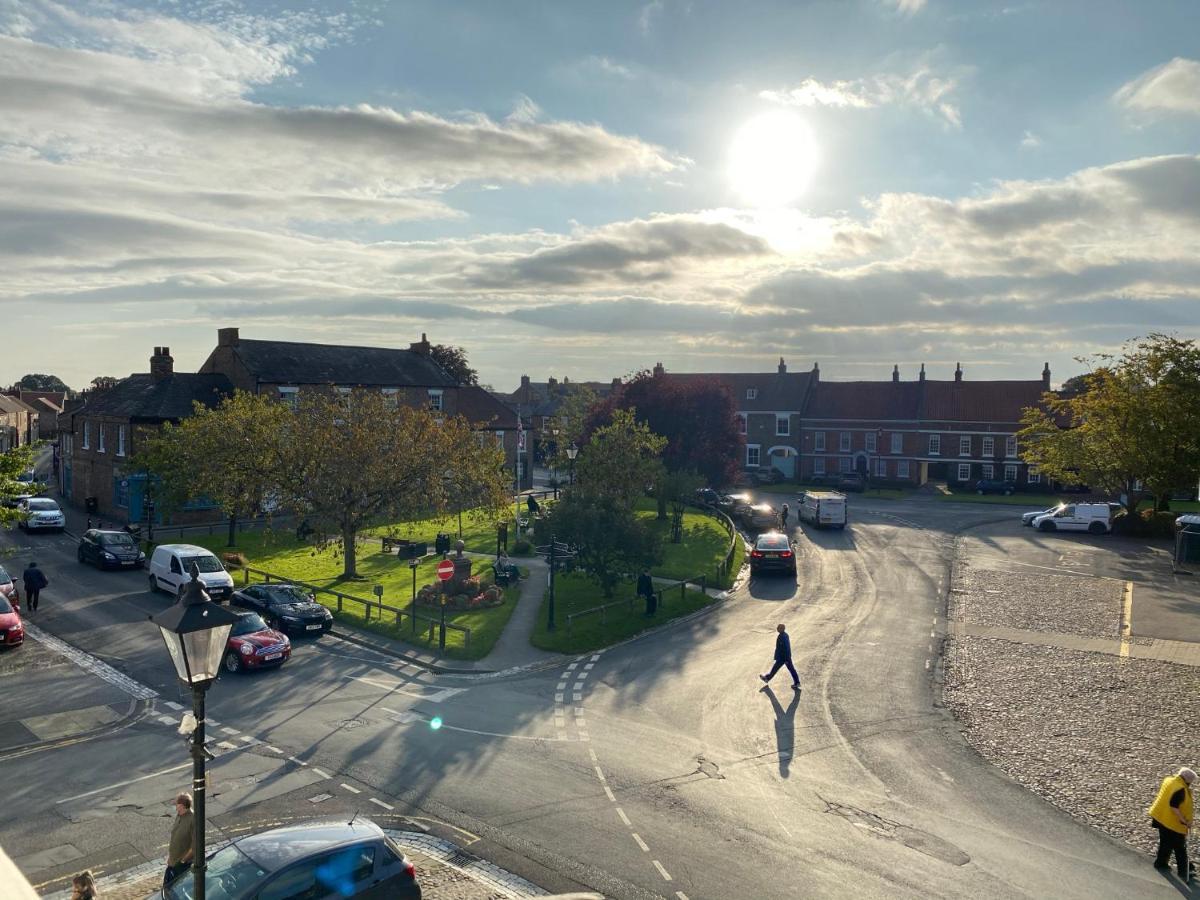 The George Hotel Easingwold Exterior photo