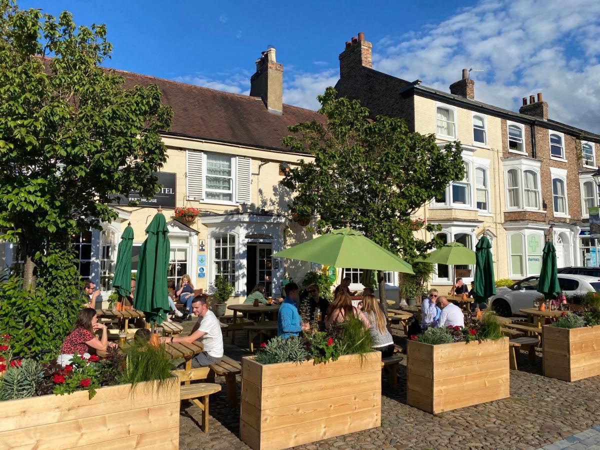 The George Hotel Easingwold Exterior photo